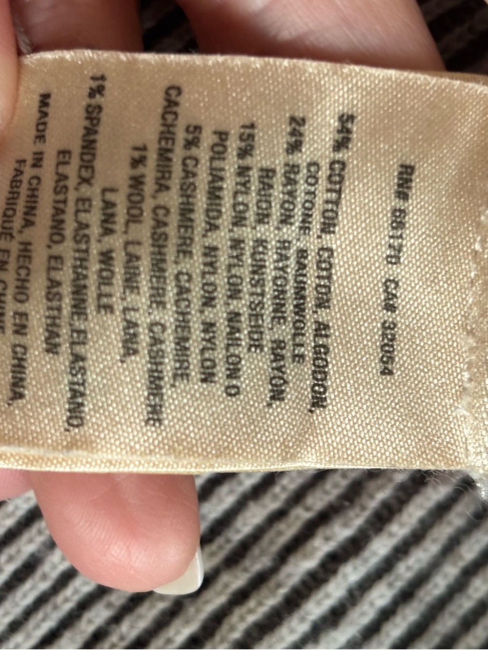 Anthropologie Moth Madison Poncho Heather Gray Knit Pocket - Picture 7 of 7